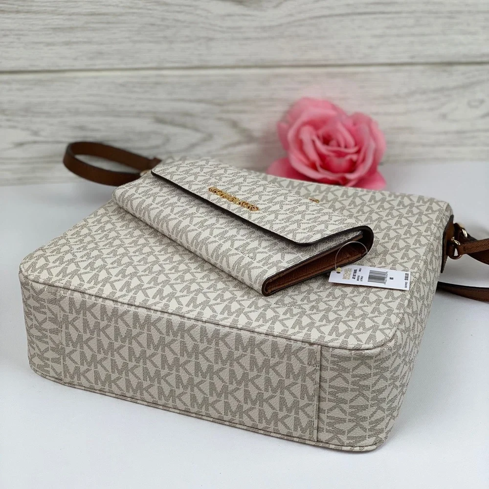 🌺Michael Kors LG Crossbody Bag & Wallet Set